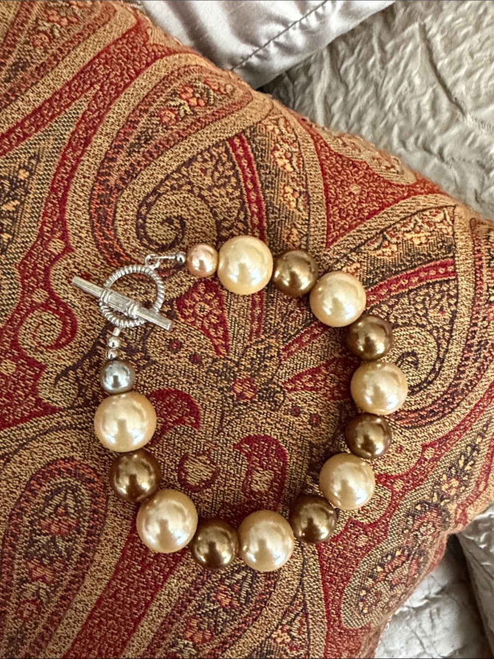 Elegant Pearl Gold and Champagne Bracelet Sterling Silver toggle clasp